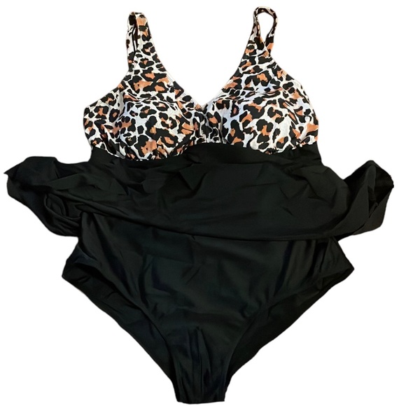 NWT HOLIPICK One Piece Swimsuit - Picture 12 of 13